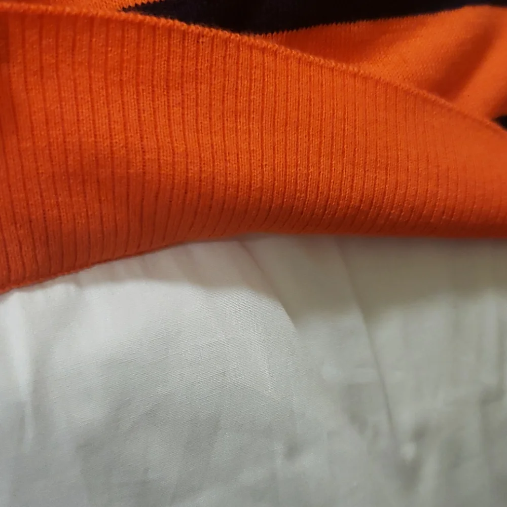 Lauren Ralph Lauren Orange and Black Striped V‑Neck Sweater